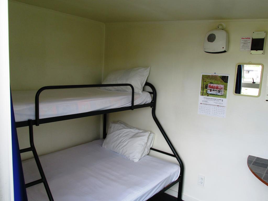 Dunedin Holiday Park Room photo