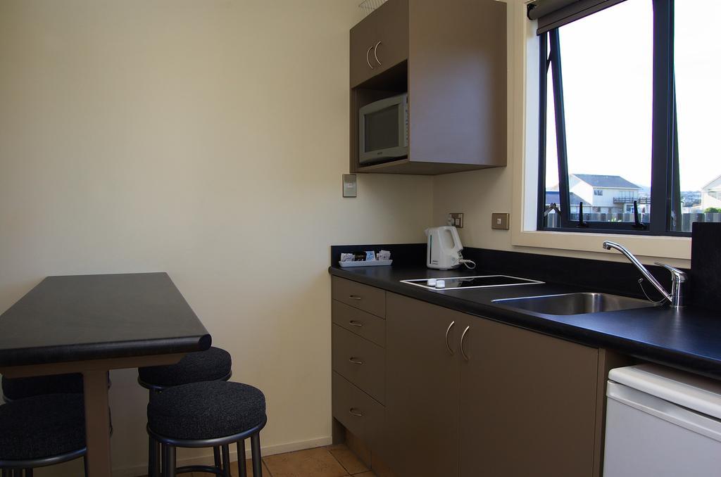 Dunedin Holiday Park Room photo